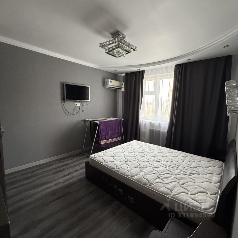 m. Slavyansky bulvar: Apartment, 2-rooms