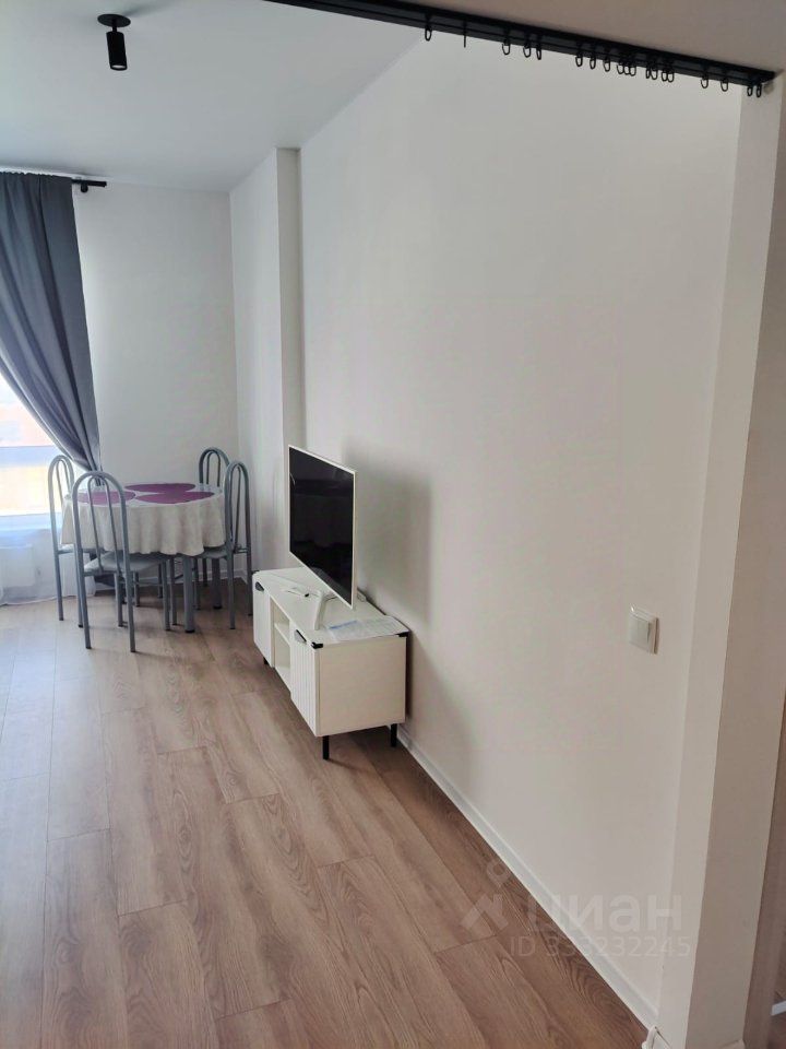 m. Opalikha: Apartment, 2-rooms