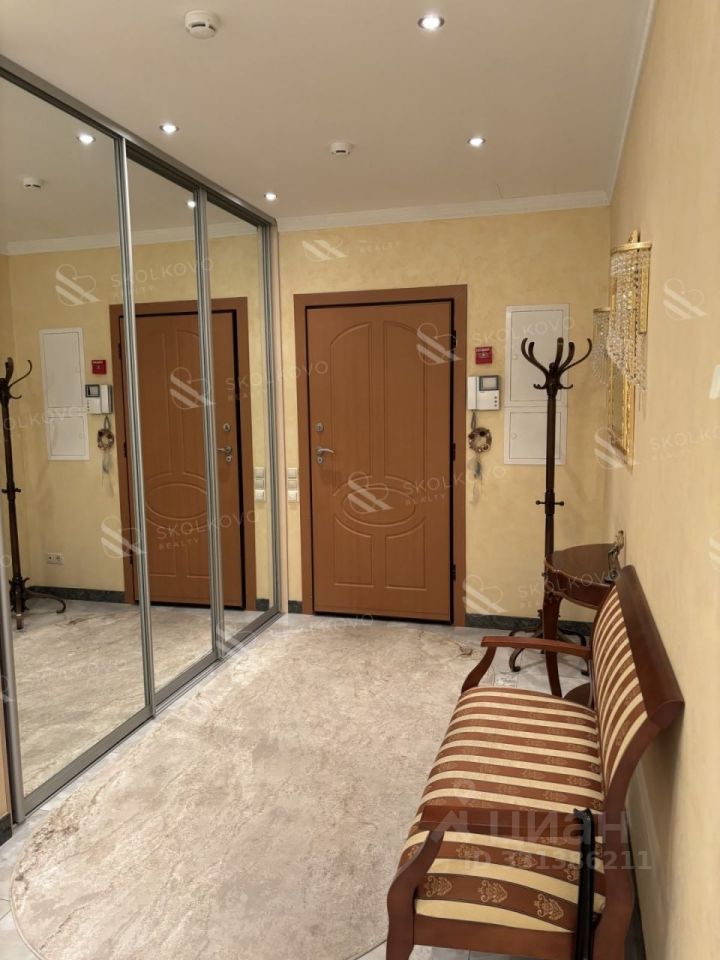 m. Sportivnaya: Apartment, 3-rooms