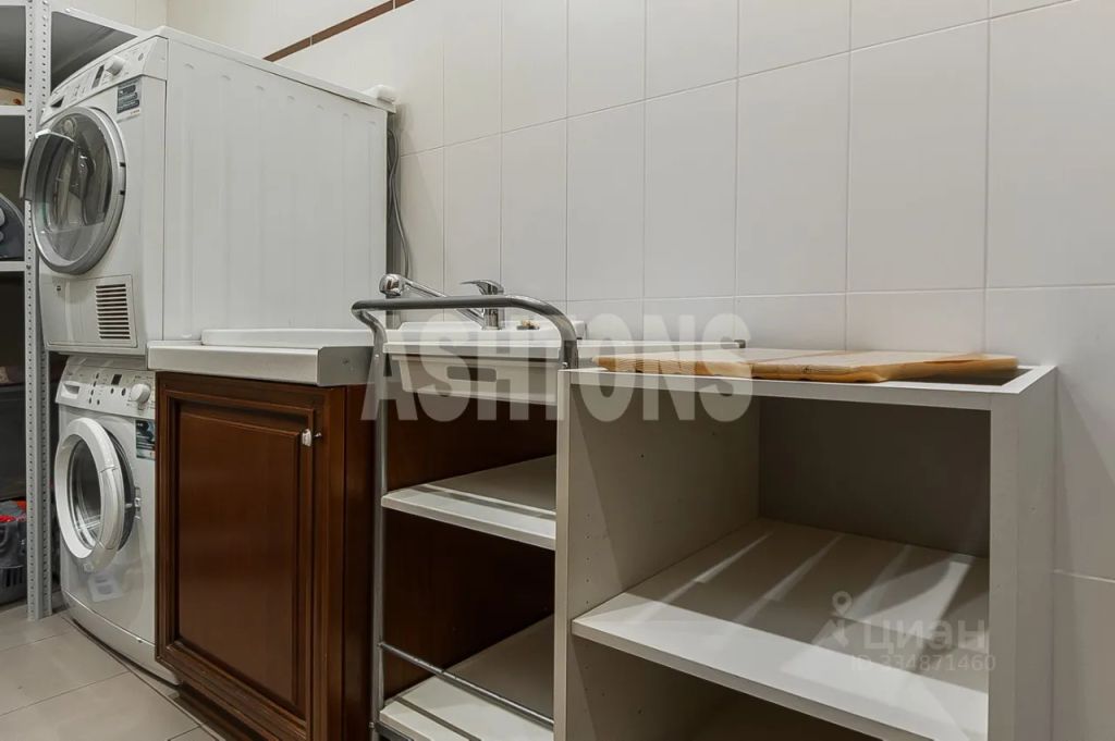 m. Arbatskaya: Apartment, 4-rooms