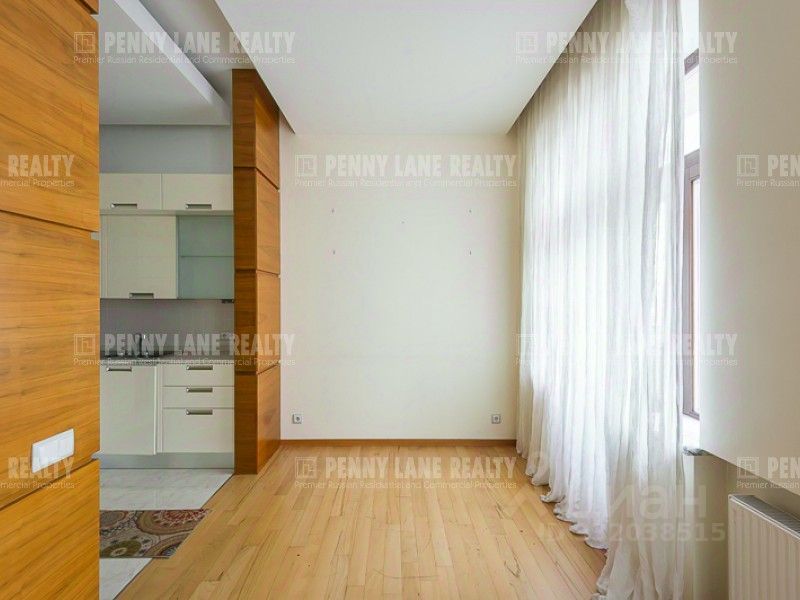 m. Kropotkinskaya: Apartment, 4-rooms