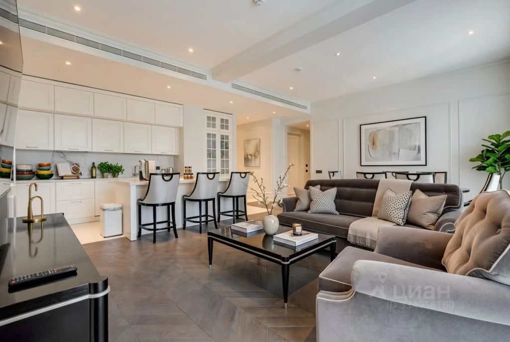 m. Park Pobedy: Apartment, 4-rooms