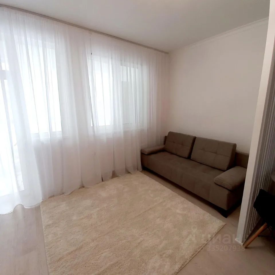 m. Strogino: Apartment, studio