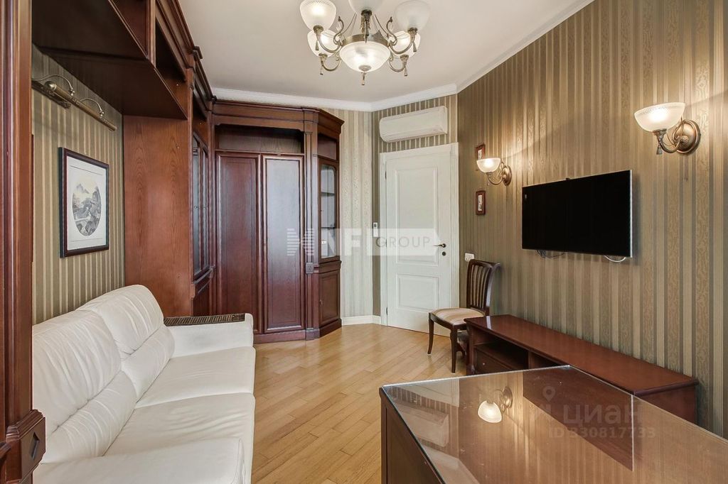 m. Lomonosovsky prospekt: Apartment, 3-rooms