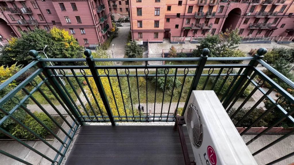 m. Khlebnikovo: Apartment, studio