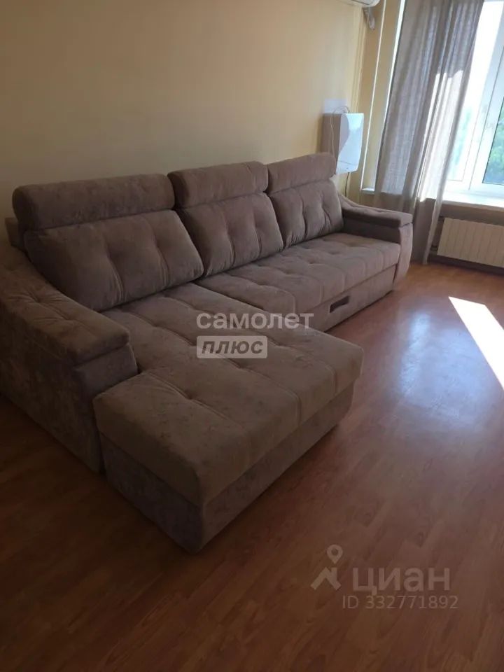 m. Pavshino: Apartment, 2-rooms