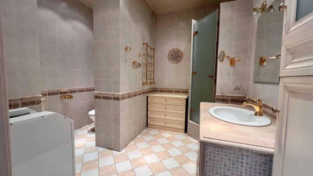m. Avtozavodskaya: Apartment, 2-rooms