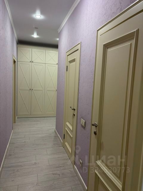 m. Dubrovka: Apartment, 2-rooms