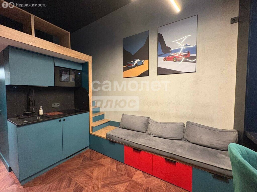 m. Nagornaya: Apartment, studio
