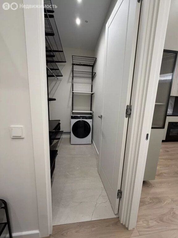 m. Verkhnie Kotly: Apartment, 1-rooms