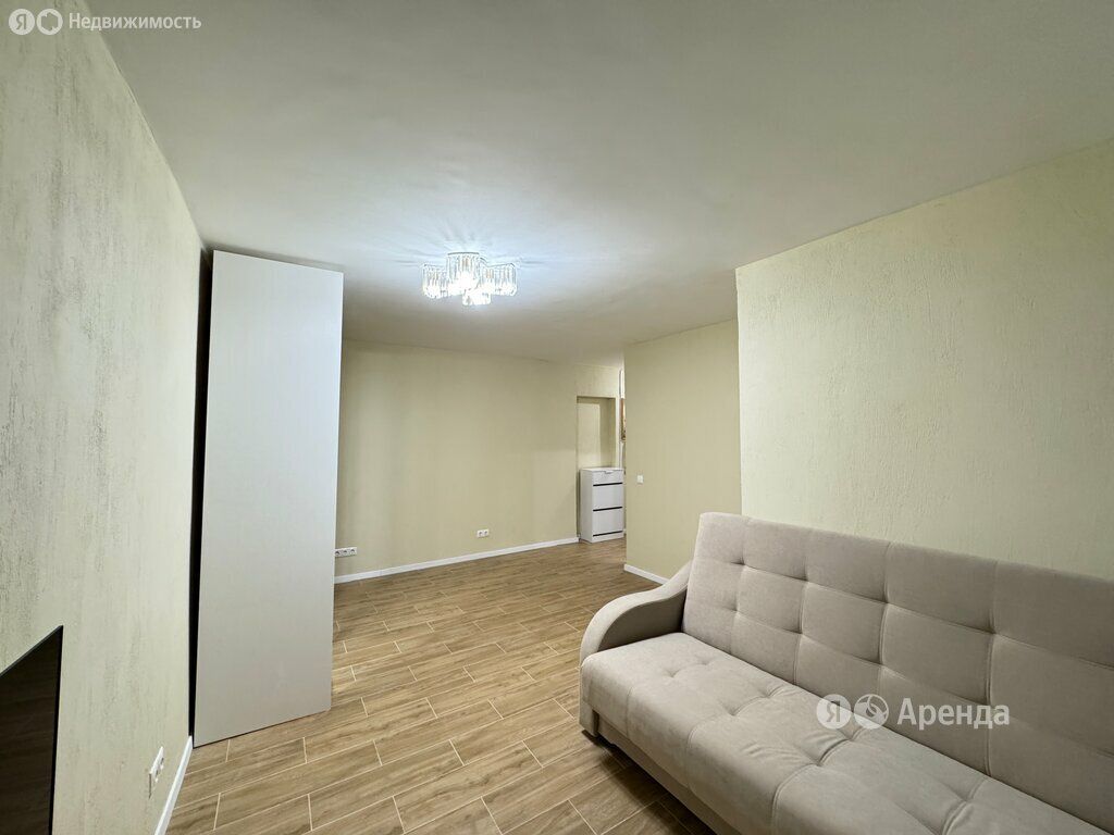 m. Levoberezhnaya: Apartment, 1-rooms
