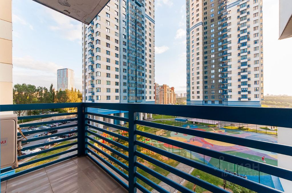 m. Minskaya: Apartment, 3-rooms
