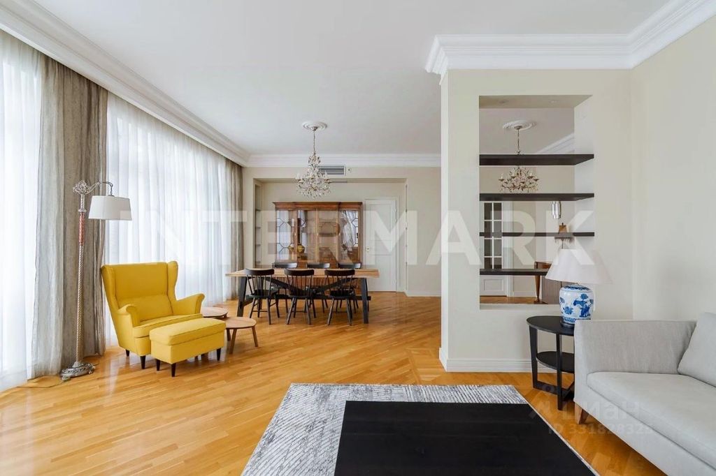 m. Arbatskaya: Apartment, 5-rooms