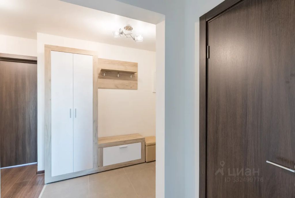 m. Bulvar Dmitriya Donskogo: Apartment, 2-rooms