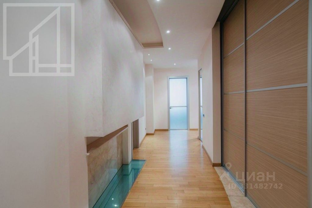 m. Park kultury: Apartment, 5-rooms