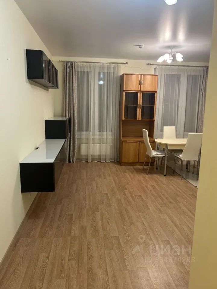 m. Pyatnitskoe shosse: Apartment, 2-rooms