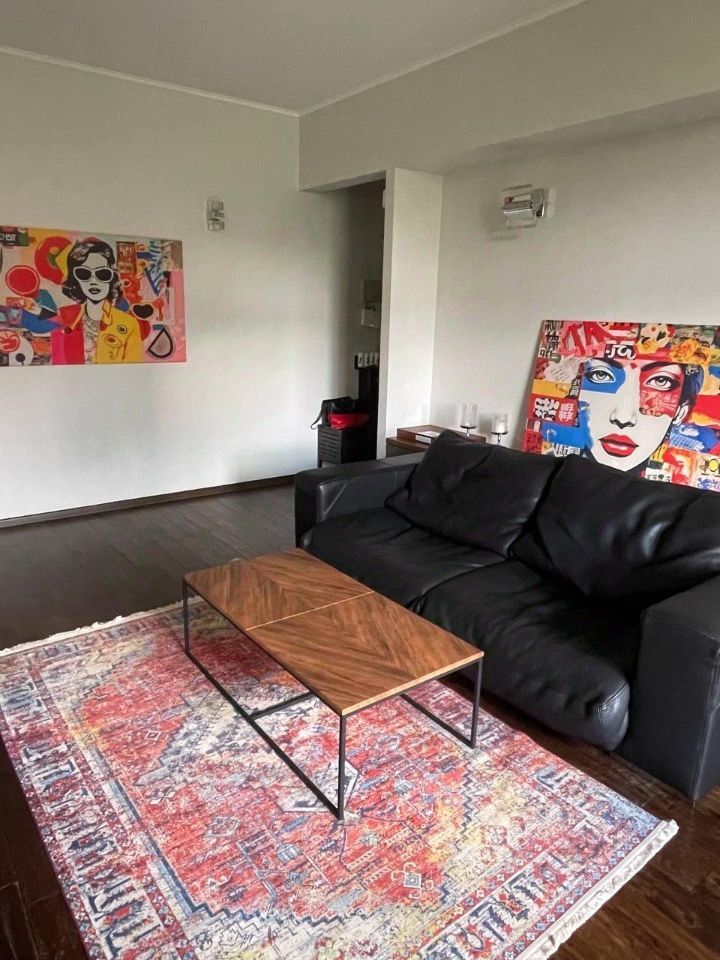 m. Oktyabrskoe pole: Apartment, 2-rooms