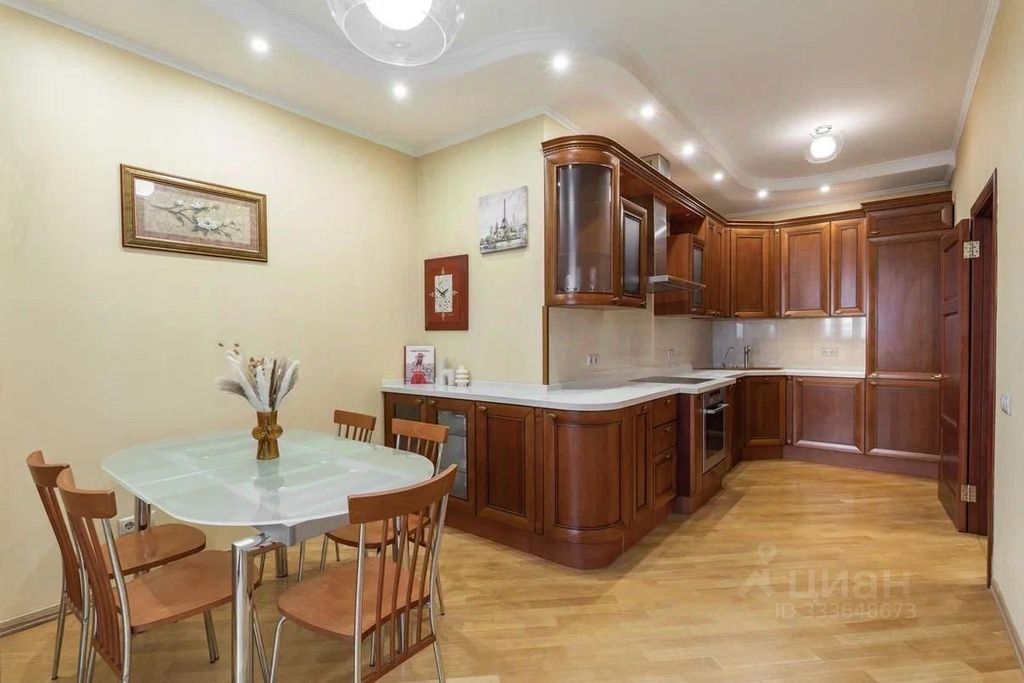 m. Krasny Baltiets: Apartment, 2-rooms