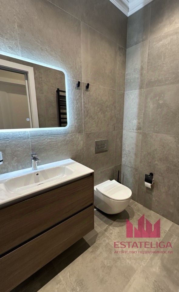 m. Aminyevskaya: Apartment, 3-rooms