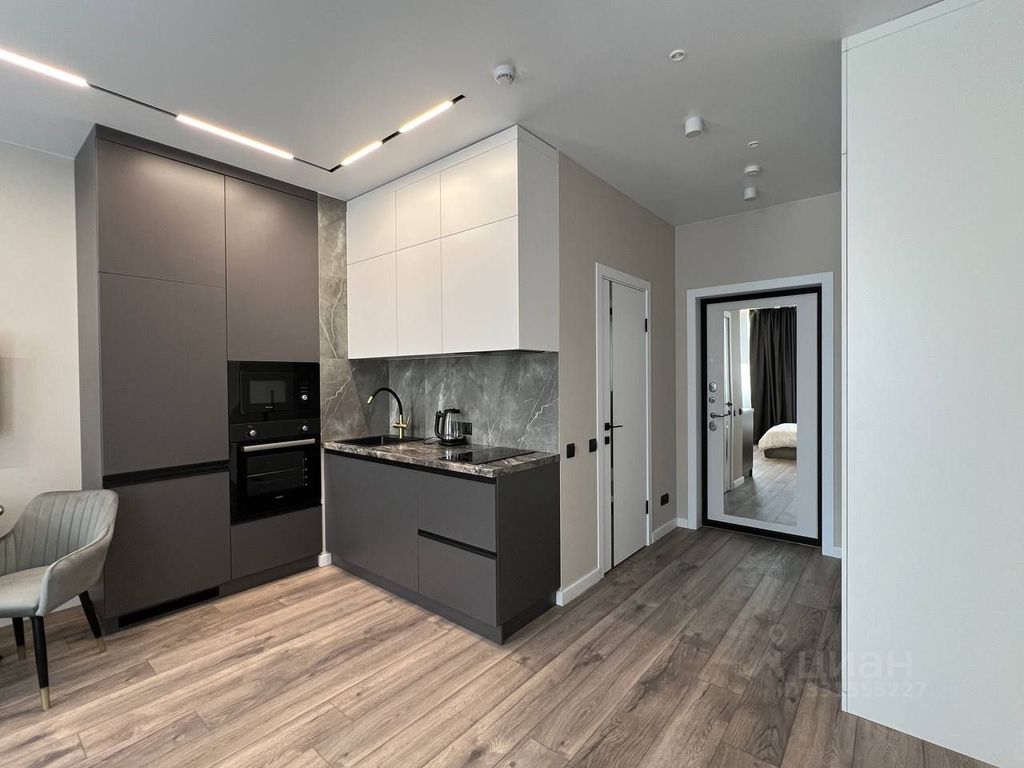 m. Botanichesky sad: Apartment, studio