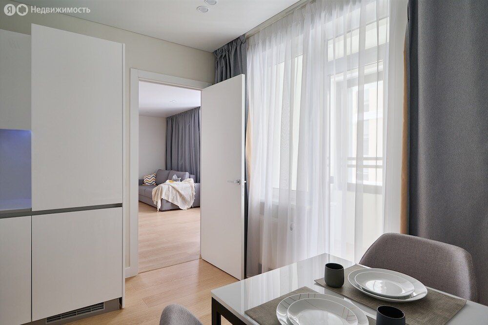 m. Oktyabrskoe pole: Apartment, 2-rooms
