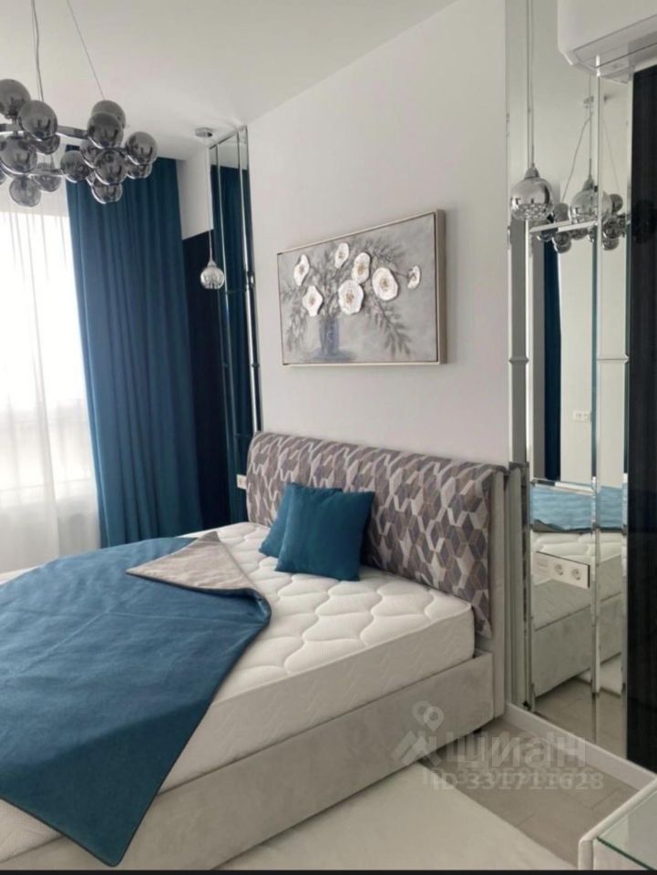 m. Narodnoe Opolchenie: Apartment, 3-rooms