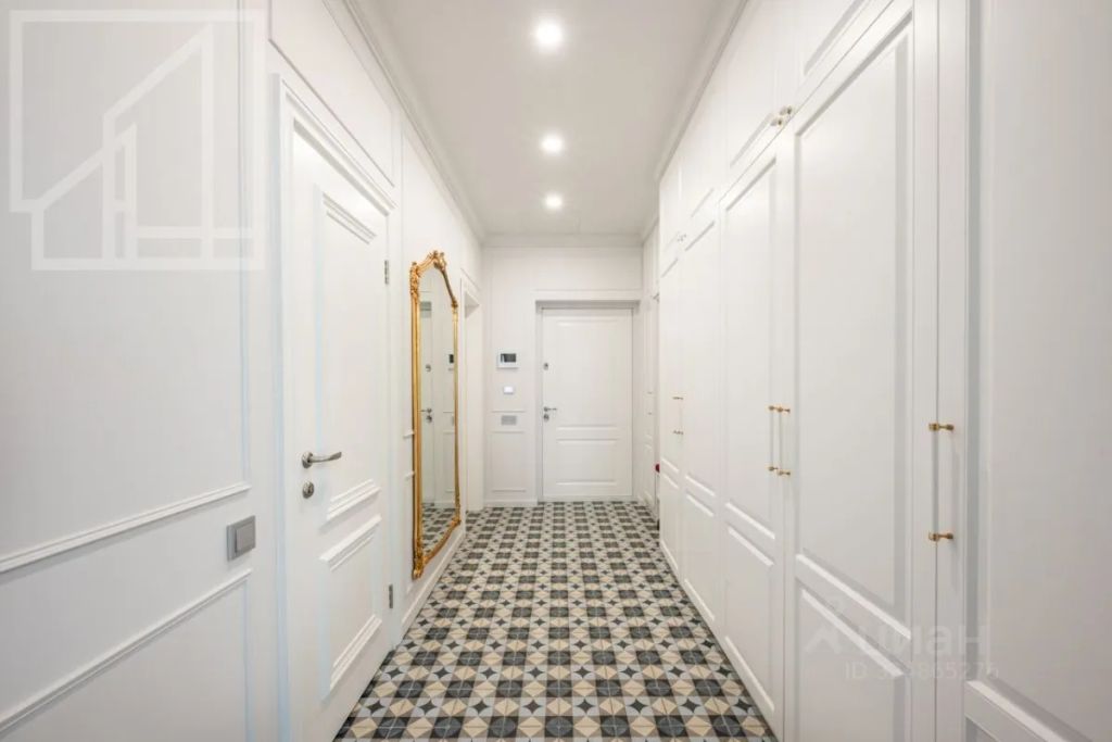m. Novoslobodskaya: Apartment, 5-rooms