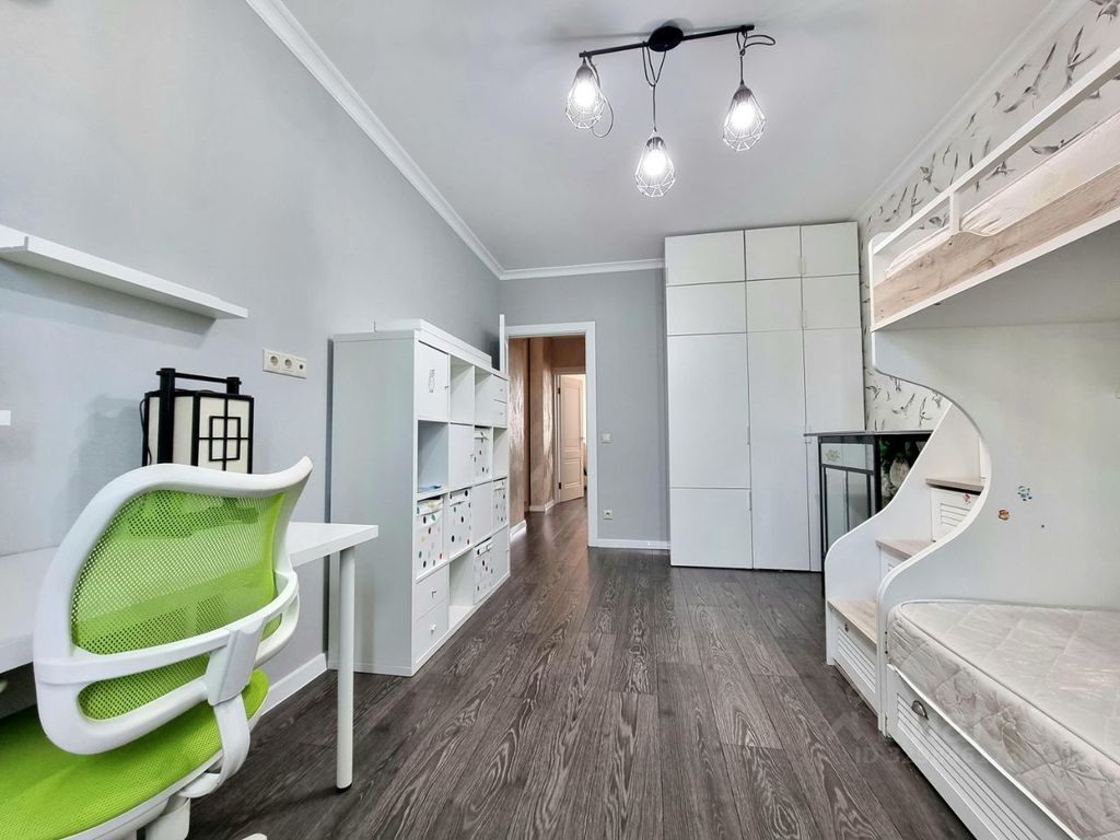 m. Molzhaninovo: Apartment, 3-rooms