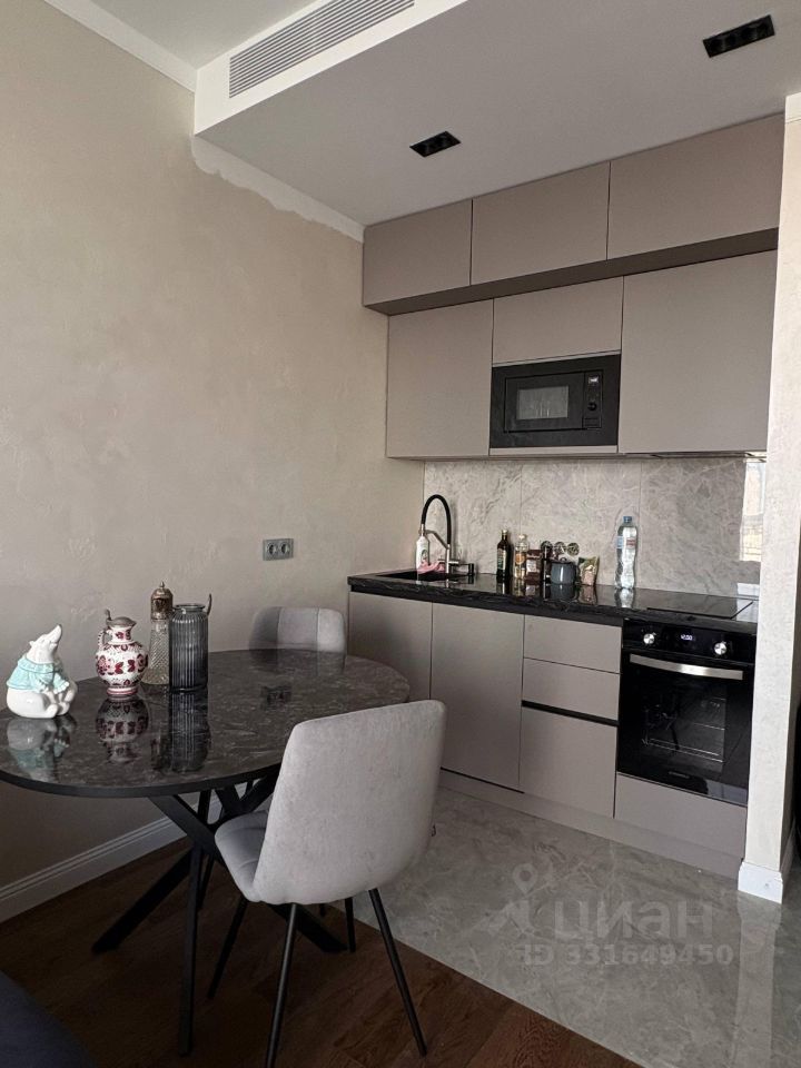 m. Dmitrovskaya: Apartment, studio