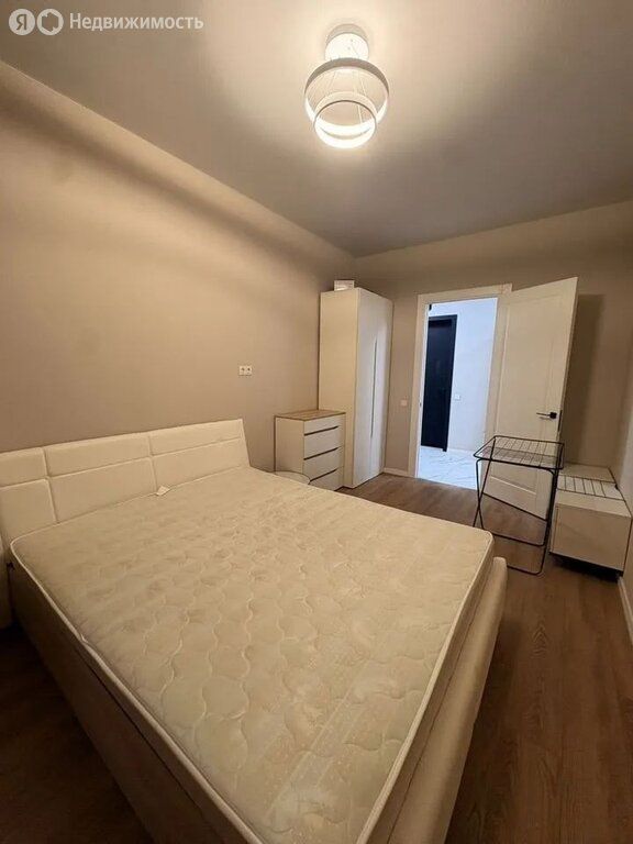 m. Strogino: Apartment, 2-rooms