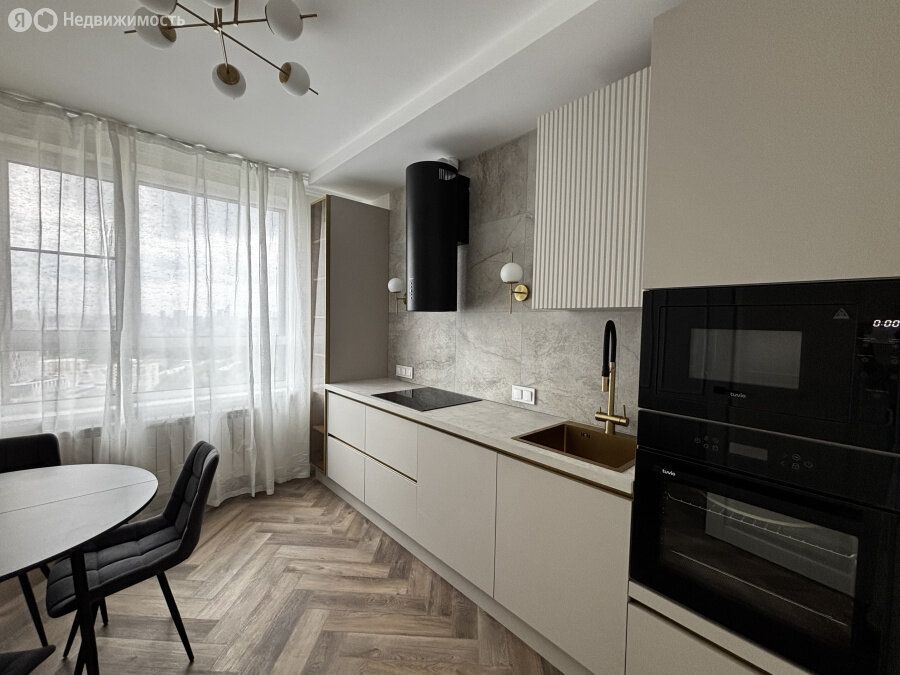 m. Ulitsa 1905 goda: Apartment, 2-rooms