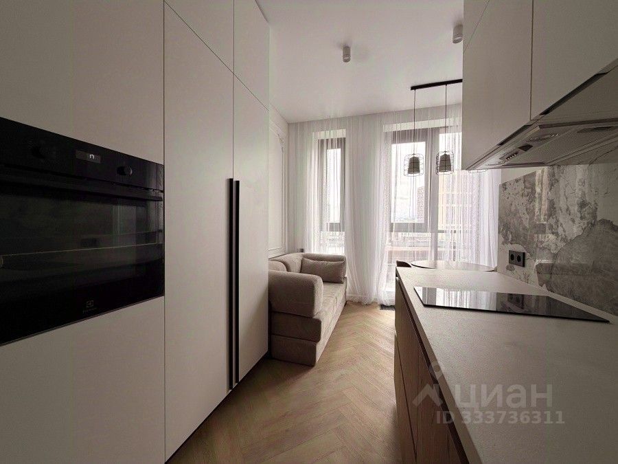 m. ZIL: Apartment, 1-rooms