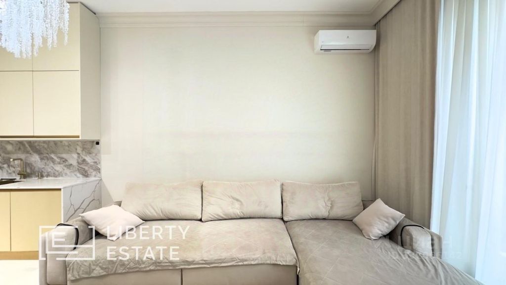 m. ZIL: Apartment, 3-rooms