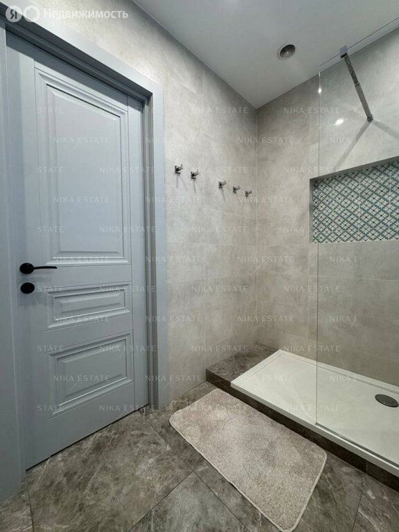 m. ZIL: Apartment, 2-rooms