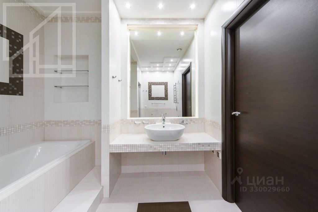 m. Aeroport: Apartment, 3-rooms