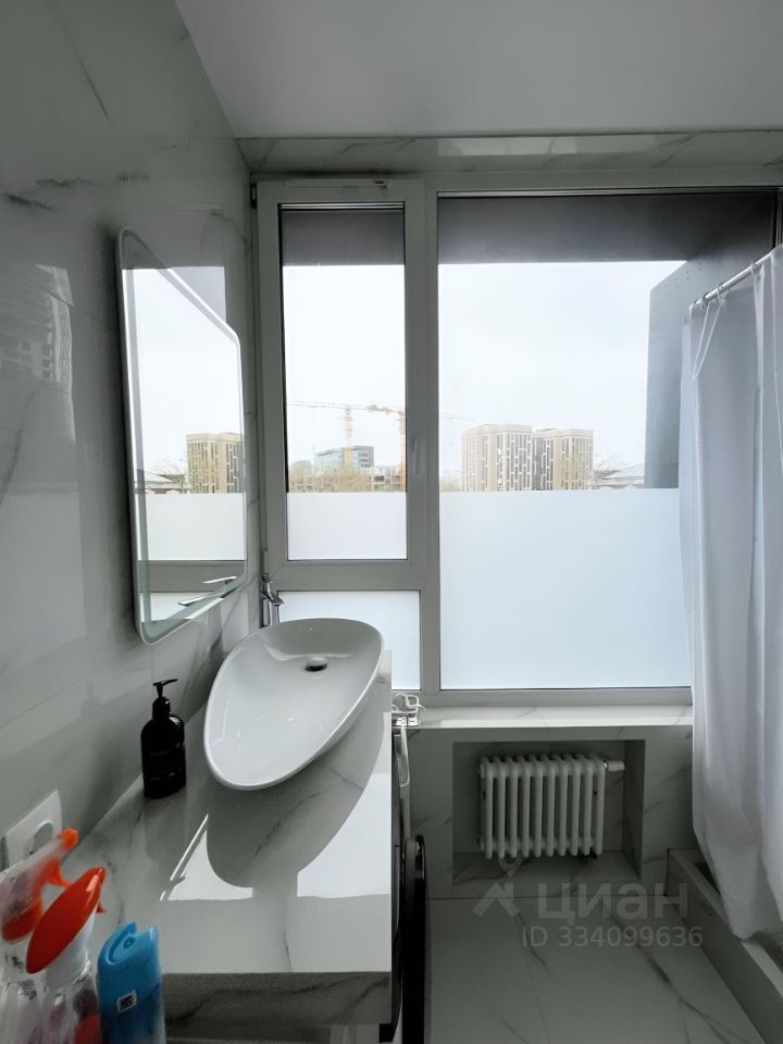 m. Serp i Molot: Apartment, 2-rooms