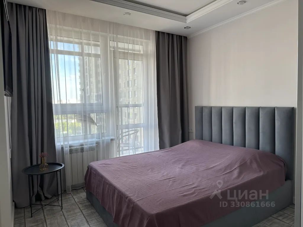m. Lukhmanovskaya: Apartment, 1-rooms