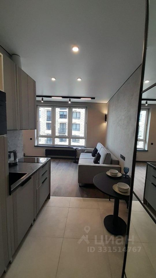 m. Fili: Apartment, studio