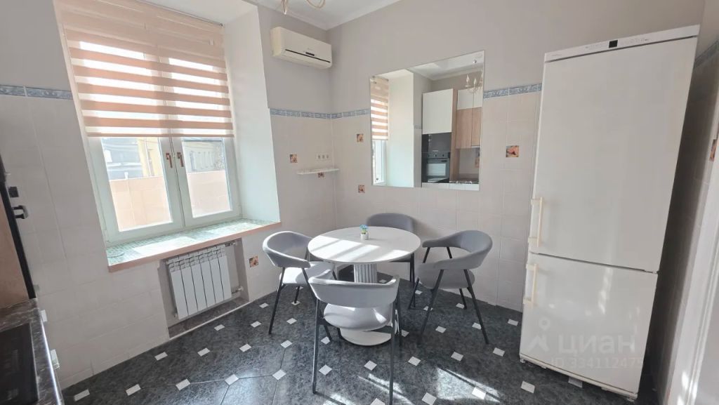 m. Taganskaya: Apartment, 3-rooms