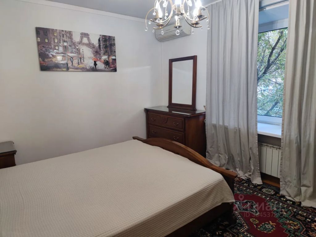 m. Mayakovskaya: Apartment, 2-rooms