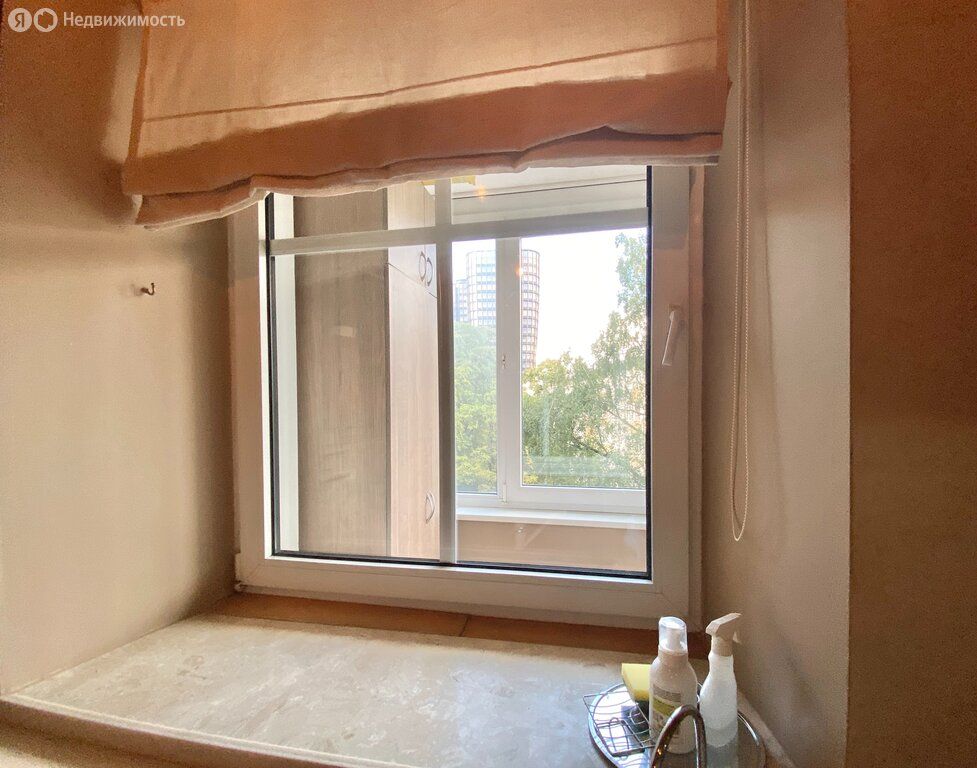 m. Krasnopresnenskaya: Apartment, 2-rooms