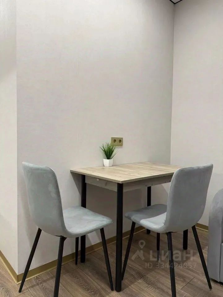 m. Pavshino: Apartment, 1-rooms
