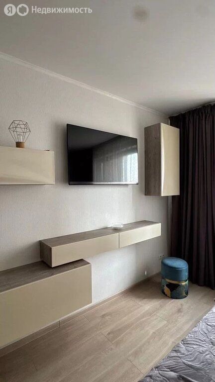 m. Rabochy Poselok: Apartment, 1-rooms
