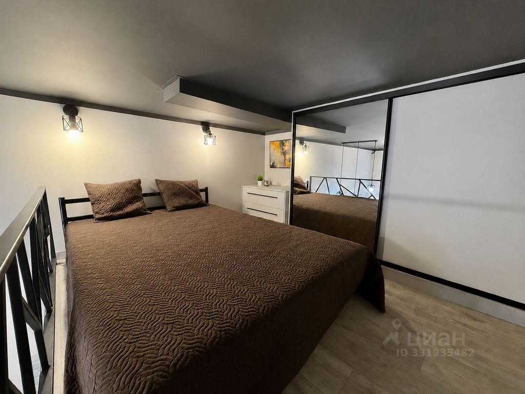 m. Chkalovskaya: Apartment, studio