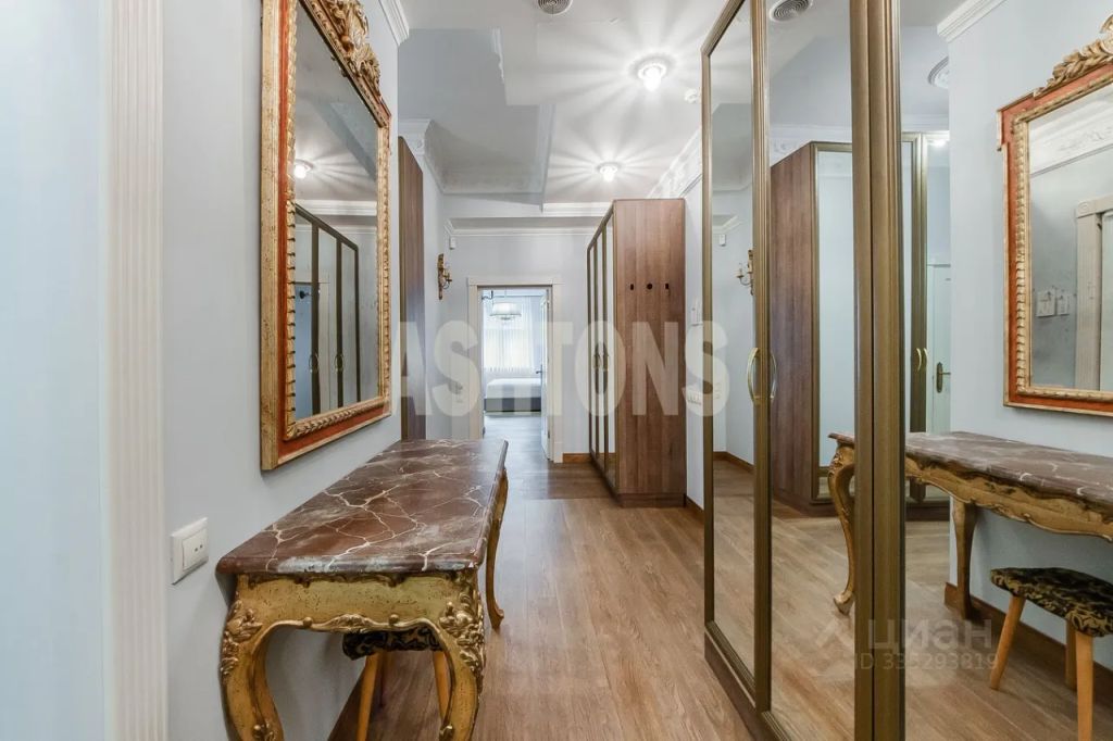 m. Park kultury: Apartment, 4-rooms