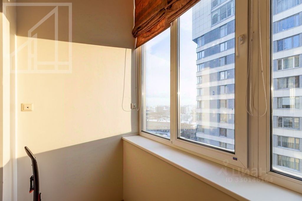 m. Shabolovskaya: Apartment, 3-rooms