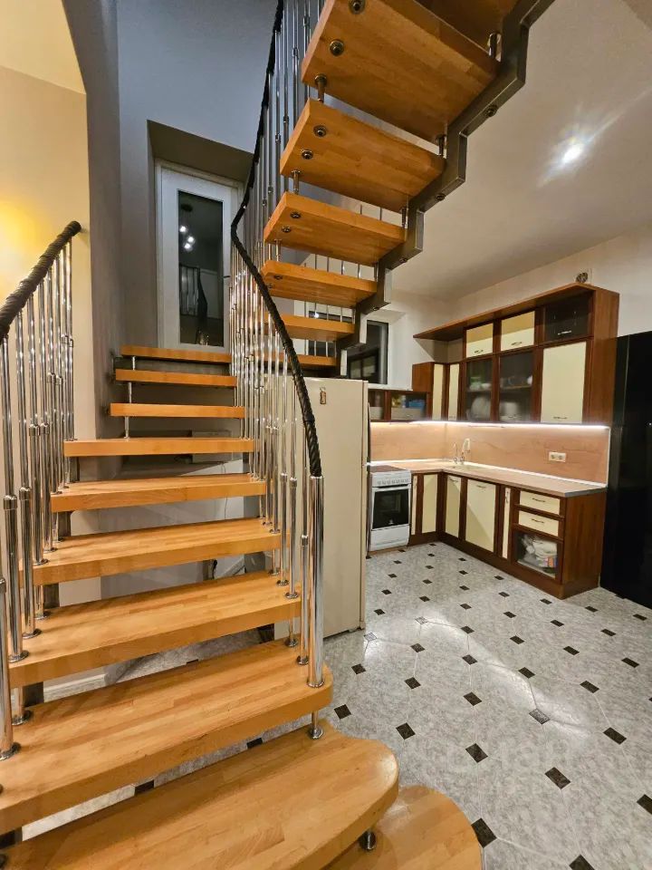 m. Luzhniki: Apartment, 4-rooms
