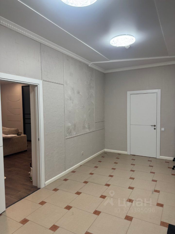 m. Narodnoe Opolchenie: Apartment, 2-rooms