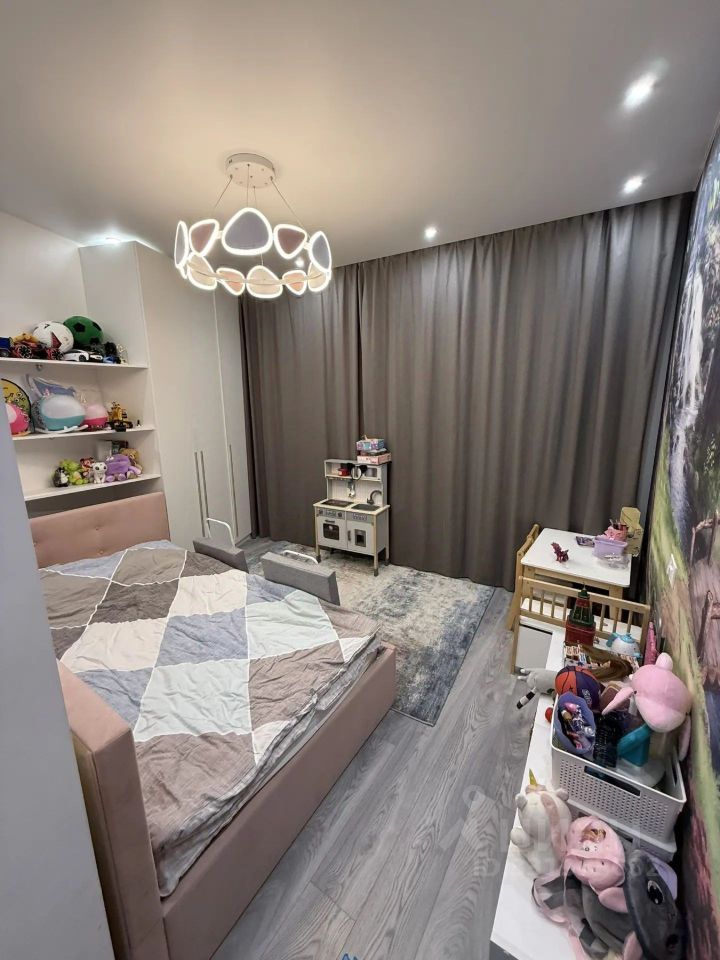 m. Novoperedelkino: Apartment, 2-rooms