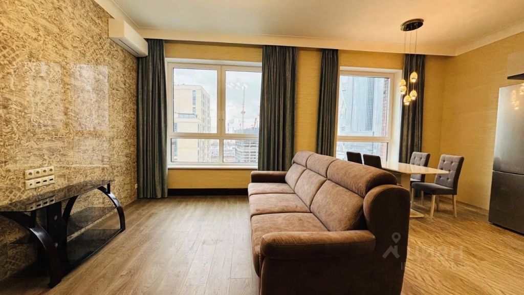 m. Delovoy tsentr (Vystavochnaya): Apartment, 2-rooms